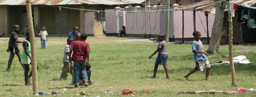 Children Bagamoyo playing footyball